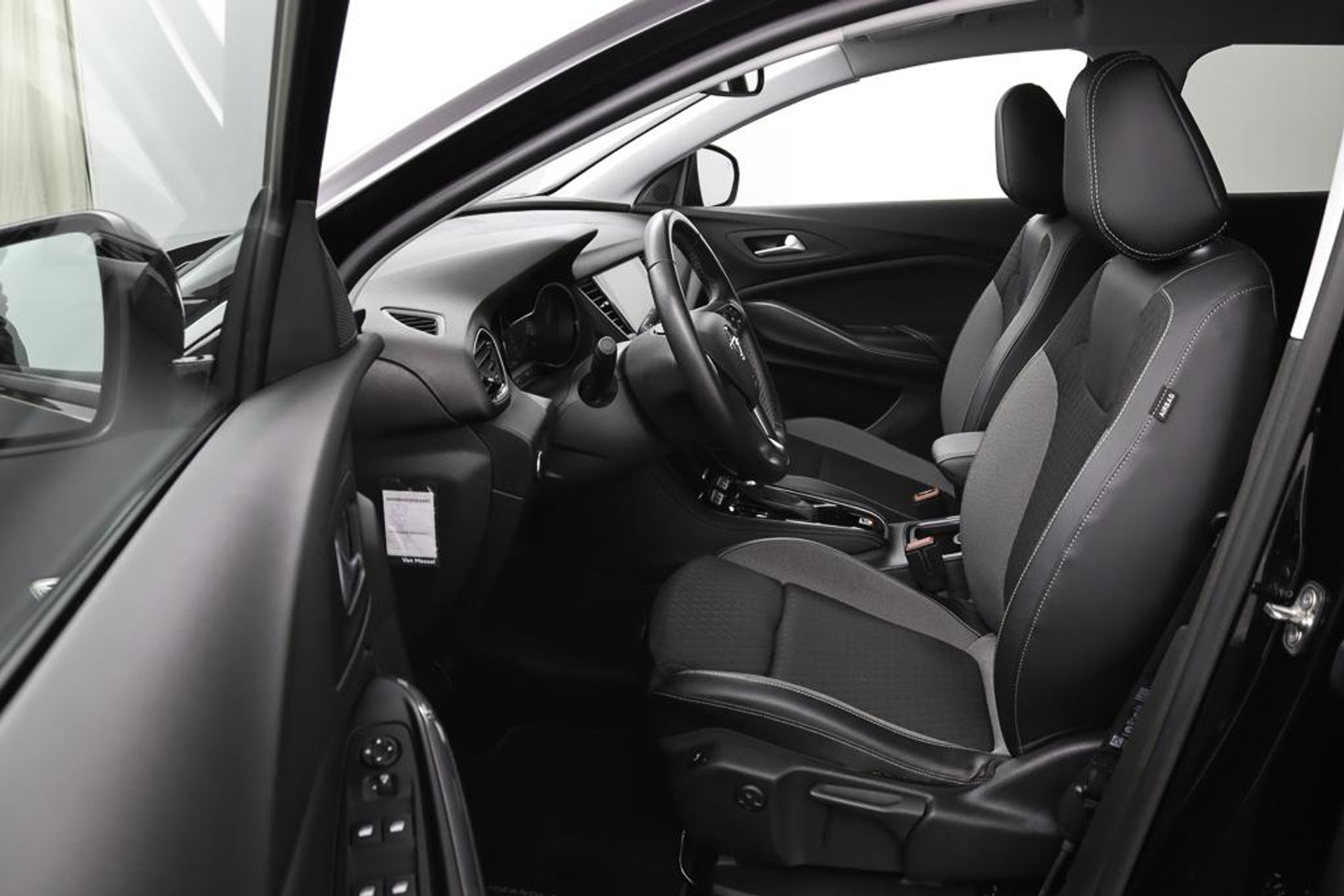 Opel Grandland X 1.2 Turbo*CARPLAY*AUTOMAAT*HAAK*CRUISE*KEYLESS-GO*